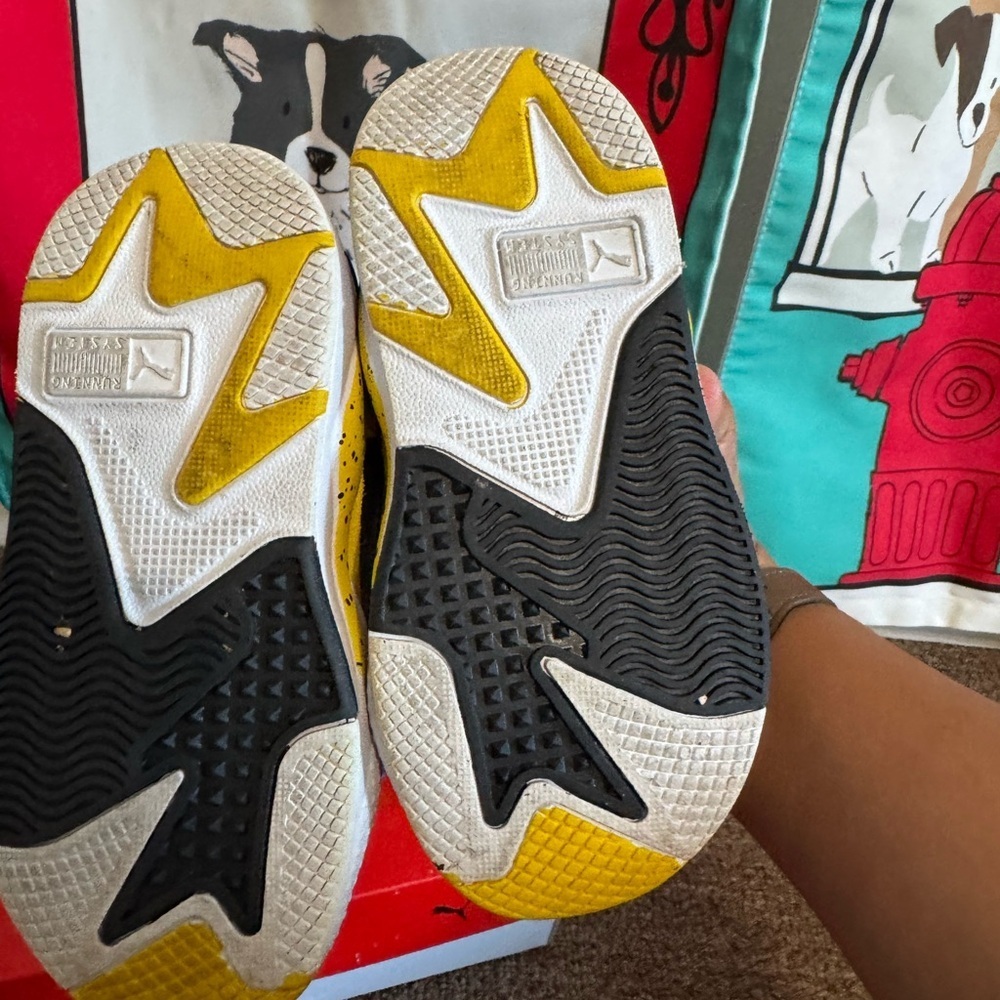 PUMA x POKEMON Sneakers Pikachu Kids Size 9C Shoes Collaboration Unisex 2022 - Picture 5 of 9